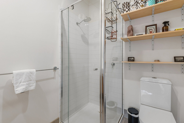 Bathroom 3, Charming Retro Townhouse in Vibrant Coburg, Melbourne