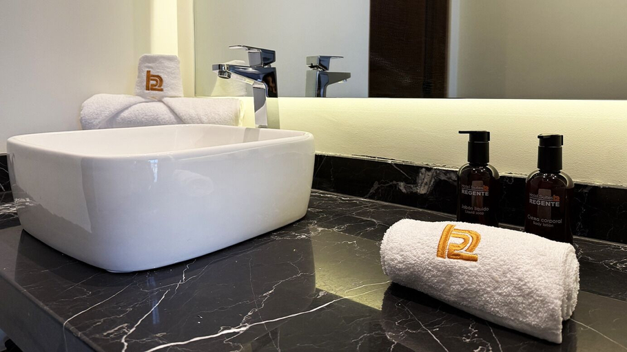 Bathroom 2, Hotel Suites Regente, San Jerónimo Tecuanipan