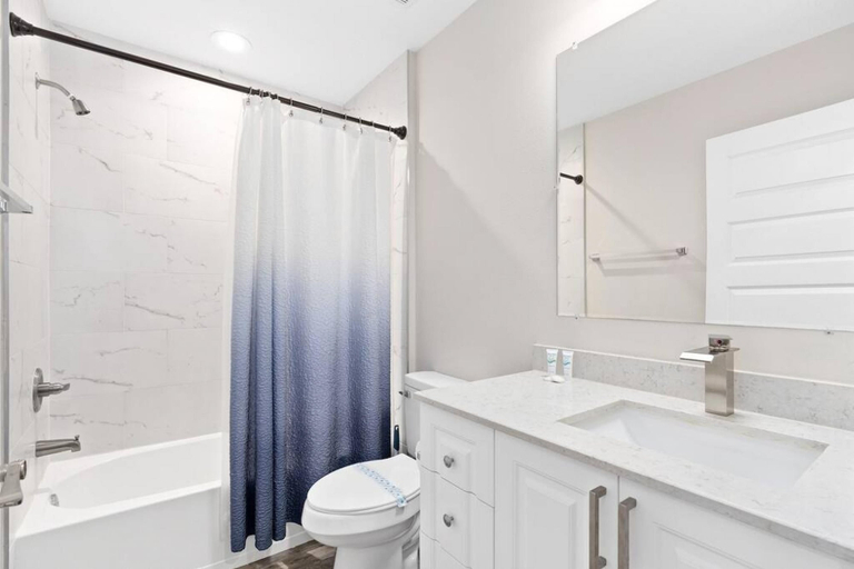 Room 3, Super Calm- Sleeps 17 W Designs Close TO Parks, Osceola