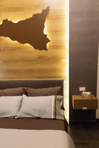 Room 3, etna hill, Catania