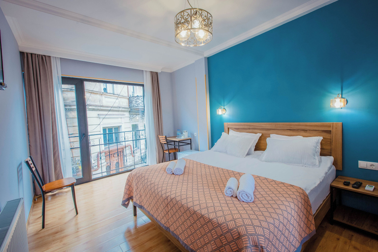 Bedroom 2, Central Gate Hotel, Tbilisi