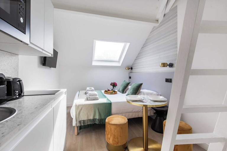 Private kitchen 3, Modern Apartment - 1br/4p - Eiffel Tower, Paris