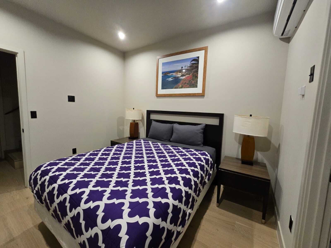 Bedroom 4, Premier Apts in Vibrant Downtown LA, Los Angeles