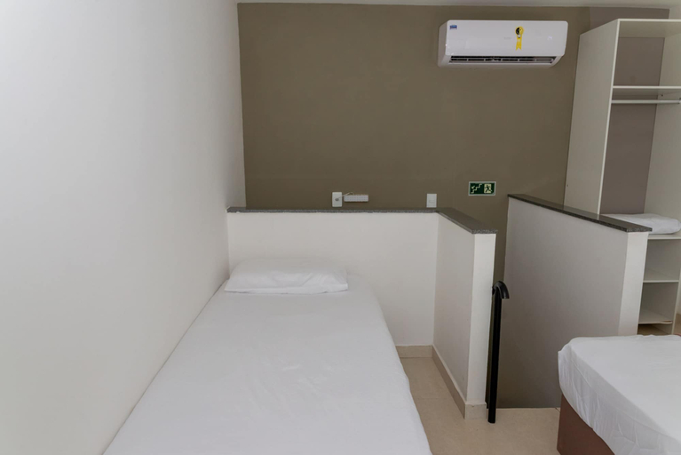Room 4, Loft com Smart TV e Ar pr Ximo Praia do Itagu, Ubatuba