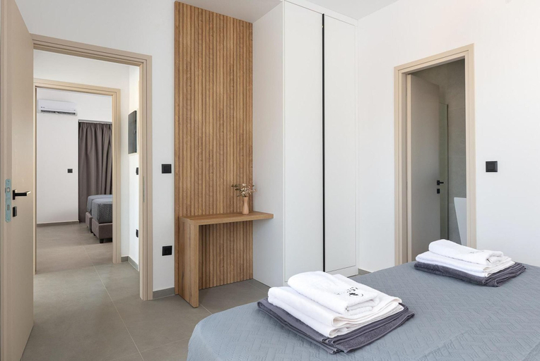 Room 4, Zen Club 9 in Kolympia, South Aegean