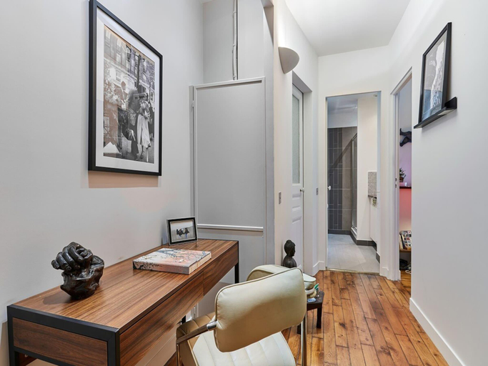 5, Charming 1 bedroom apartment Eiffel Tower, Paris