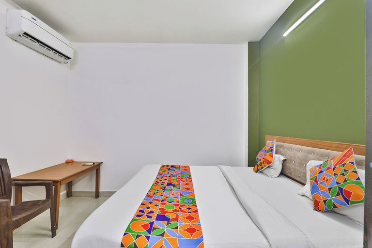Room 5, Fabhotel Raas Inn, Lucknow