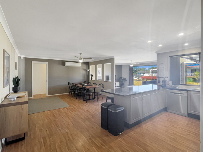 Private kitchen 4, Our Haven: 4-bed Escape Near Beach & Mogo Trails, Eurobodalla