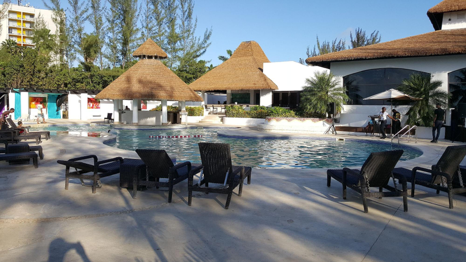 Food & Drinks, Casa Marina Montego Bay at Seawind