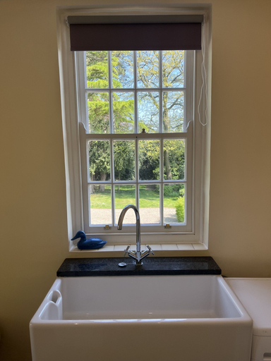 Room 2, Stunning Hall Cottage Near York and Leeds, North Yorkshire