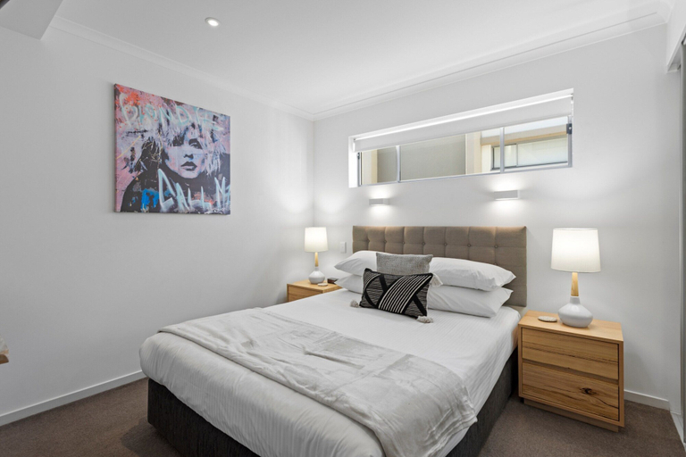 Room 4, Chic 2-Bed Apartment & 5 minutes walk to QPAC, Brisbane