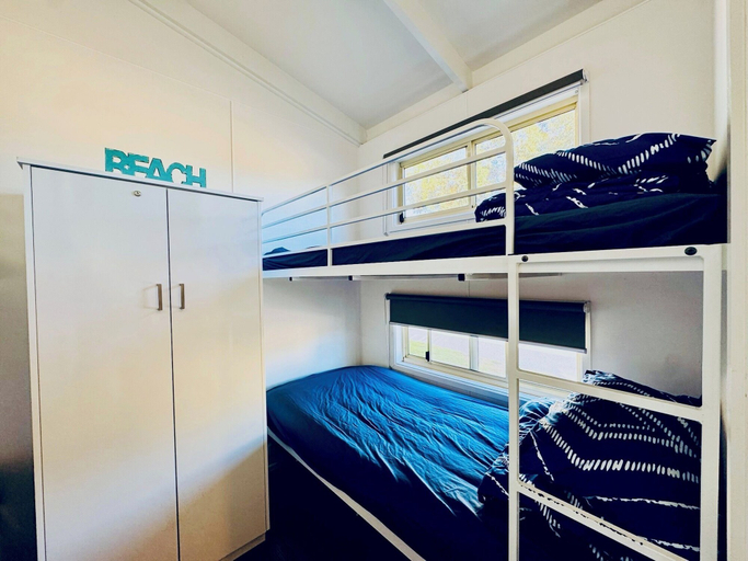 Bedroom 3, Kanasta Caravan Park, Melbourne