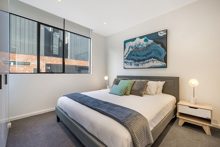 Others 5, Bright Terrace Unit Next to Chapel St Dining, Melbourne