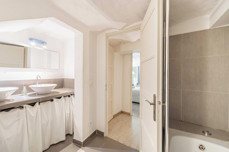 Bathroom 3, Beautiful Air-conditioned Apt 2br/8p - Cannes, Alpes-Maritimes