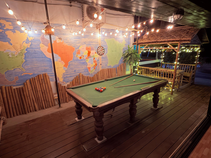 Billiards 3, Moonlight Bar and restaurant, Ko Samui
