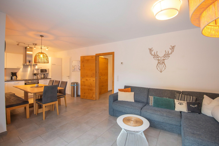 Others 5, Beautiful Apartment With Terrace, Kitzbühel