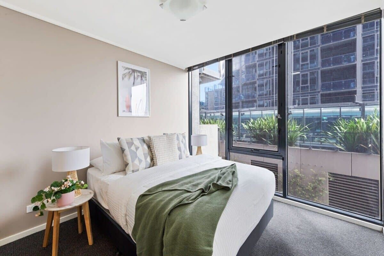 Interior 4, A Large 2BR Apt Near Crown, Sleeps 8, Free Parking, Melbourne