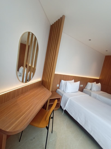 Others 3, WYNS Hotel Bandung, Bandung