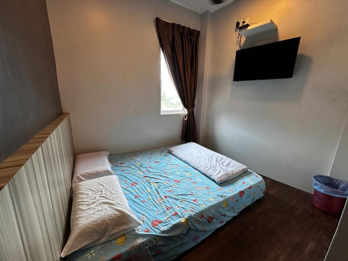 Room 3, OYO 91242 Muar Golden Horse Hotel, Muar