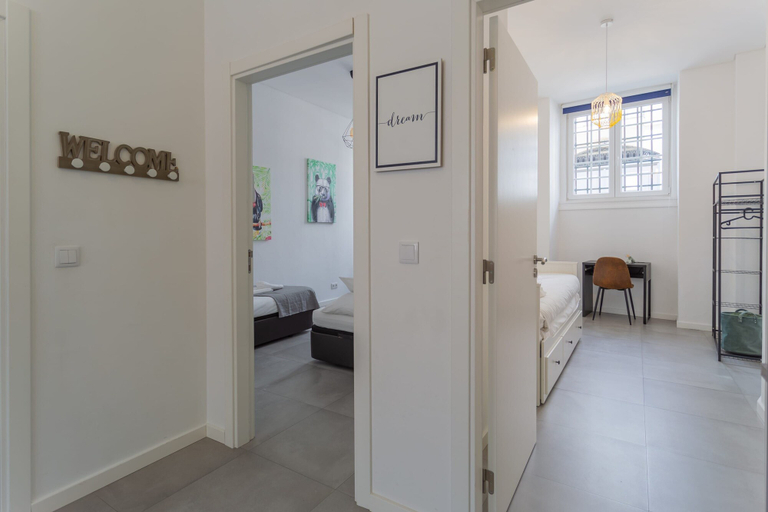 Room 4, Pink Street by Ldapartments, Lisbon