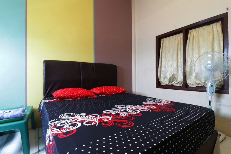 Bedroom 2, Hotel Grand Family (temporarily closed), Serdang Bedagai