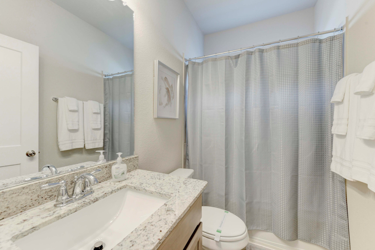 Bathroom 3, Charming Troy Escape Comfort Near Waco, Bell