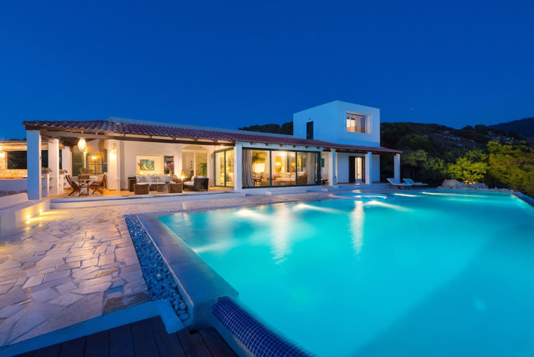Room 5, Los Olivos Los Olivos, South Aegean