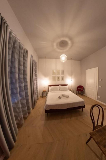 Bedroom 2, Sophia Boutique Suites, Trieste