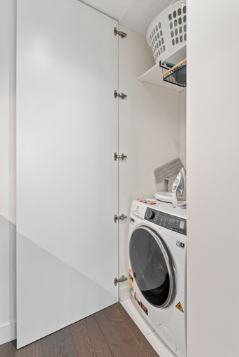 Interior 5, Chic 2-bed With Free Parking in South Yarra, Melbourne