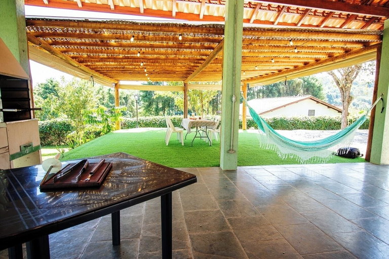 Room 4, Incr vel ch Cara com Lazer Completo Wifi e Piscina, Bragança Paulista