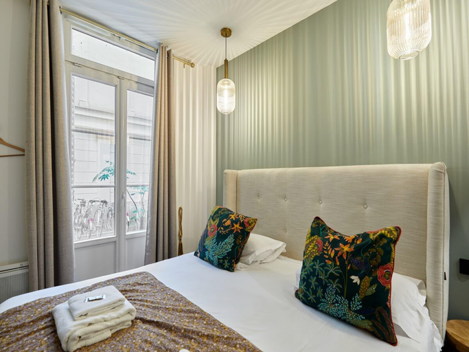 2, Charming new flat in the centre of Paris, Paris