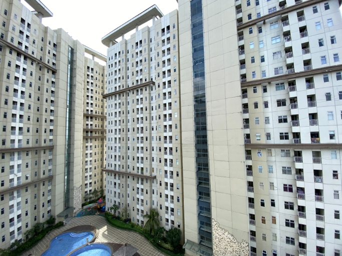 Others 3, Warm and Simple 1BR Apartment at Vittoria Residence By Travelio, Jakarta Barat