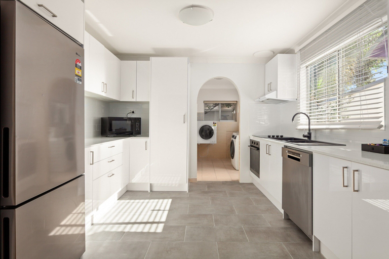 Private kitchen 5, Stylish 2-bed House in Leichhardt, Sydney