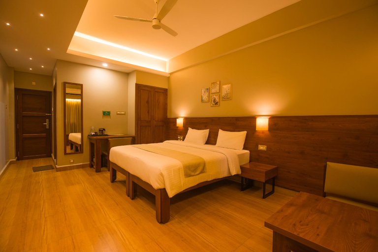 Bedroom 3, The Nisha Continental, Kottayam