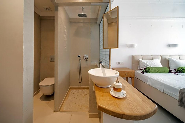 Bathroom 4, Malia Mare Hotel, Crete