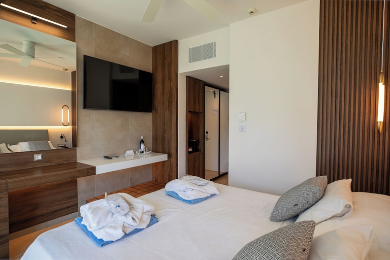 Bedroom 3, Calypso Beach, South Aegean