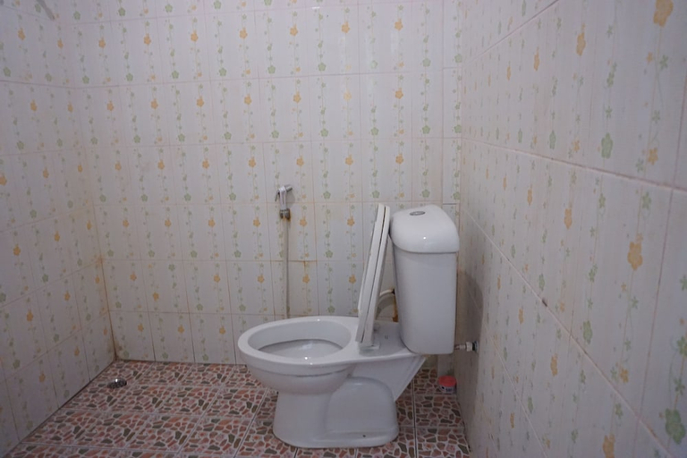 Bathroom 3, Nampueng Resort, Sawi