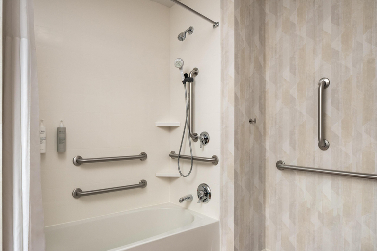 Bathroom 4, Hampton Inn & Suites Whitefish, Flathead
