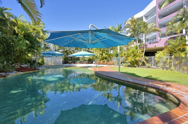 Pool, Resort-style Stay With Balcony & Garage Parking, Hervey Bay - Pt A