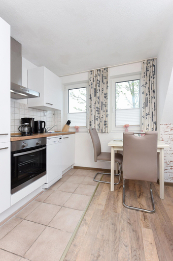 Private kitchen 4, Ferienwohnung in der Nahe zum Strand in Bensersiel, Wittmund