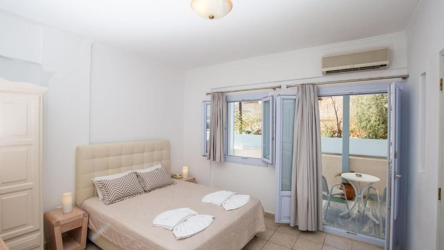 Bedroom 5, Erato Apartments, South Aegean