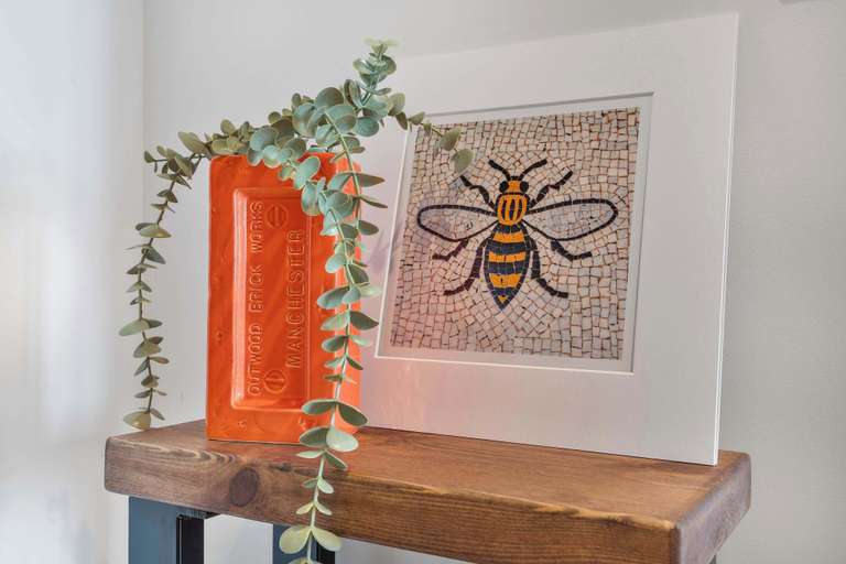 Room 2, Cottonopolis Suite With 1 Bedrooms and 1 Bathrooms, Manchester