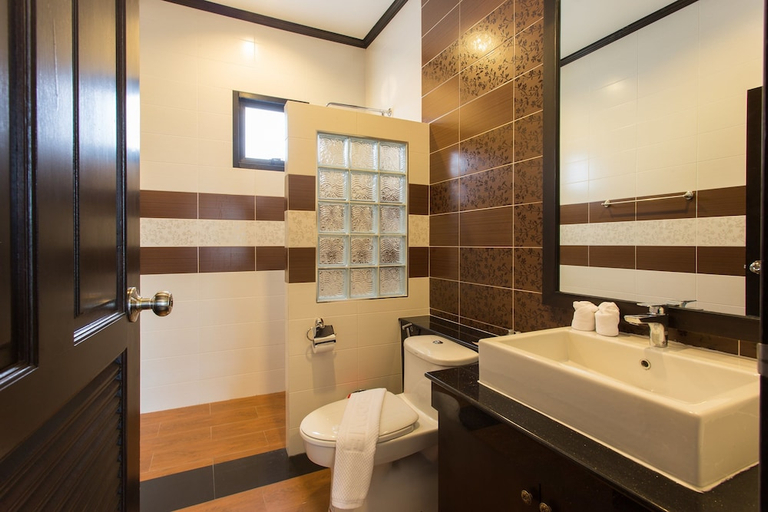 Bathroom 4, The Best Aonang Villas, Mueang Krabi