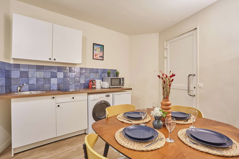 Private kitchen 5, Apartment Exposition Center, Paris