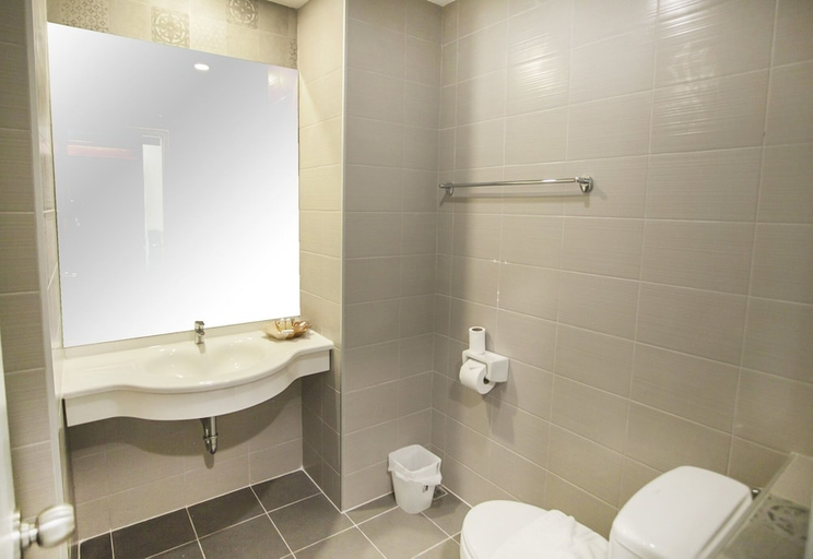 Bathroom, At Ruam Chok, Muang Chiang Mai
