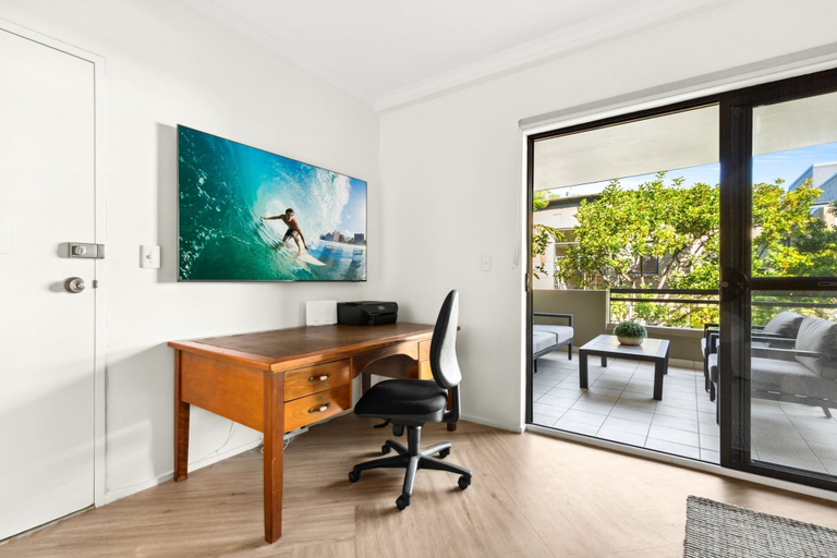 Interior 3, Spacious 2-bed, 2-bath Moments From Avalon Beach, Pittwater