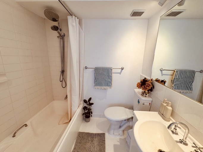 Bathroom 5, Beachside Unit in the Heart of Manly-ocean Views, Sydney
