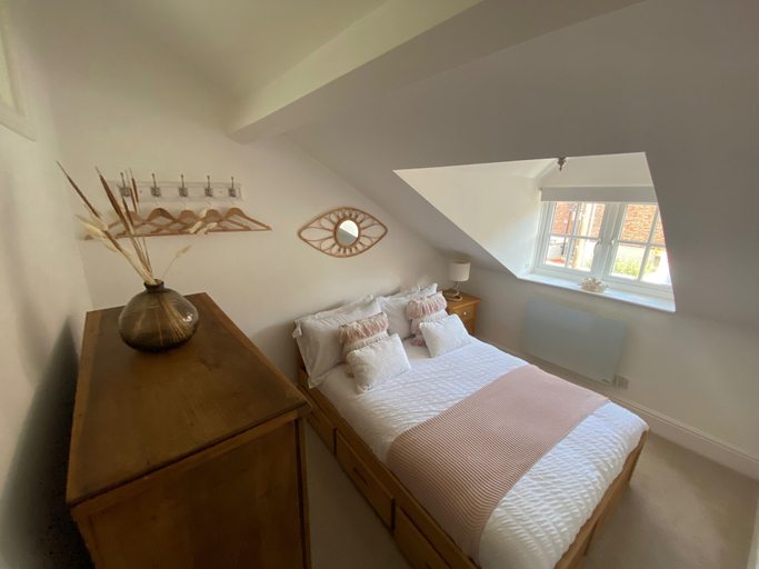 Room 3, Longsands Hideaway - Sleeps 4, North Tyneside