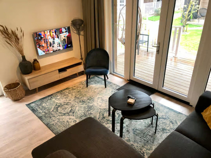 Living room 4, Beautiful Lodge for 5-person Near the Beach, Veere