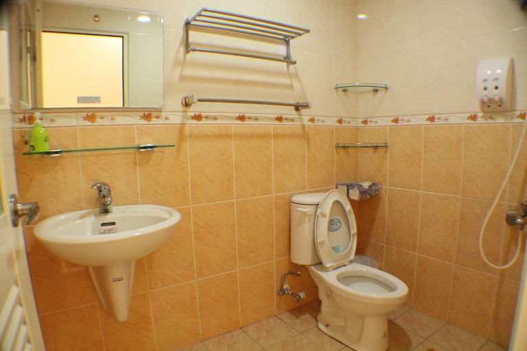 Bathroom 4, Wish-Dream Bed & Breakfast, Pingtung